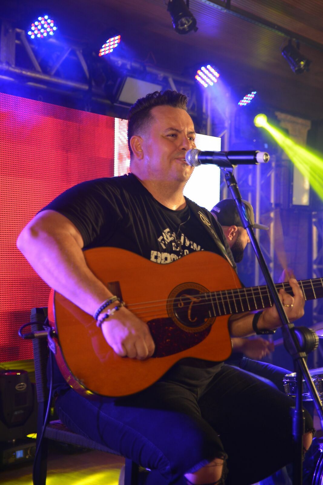 Foto Aniversário Surpresa Dr. Rodrigo   Albertini  - Imagem 2